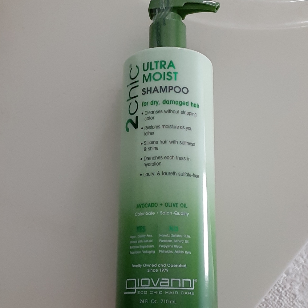 Giovanni 2chic ultra moist shampoo